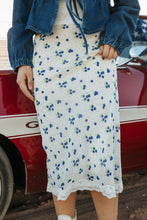 Load image into Gallery viewer, blue berry skirt