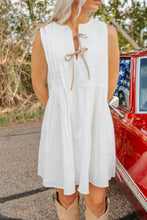 Load image into Gallery viewer, Bow Detail Pleated Mini Dress