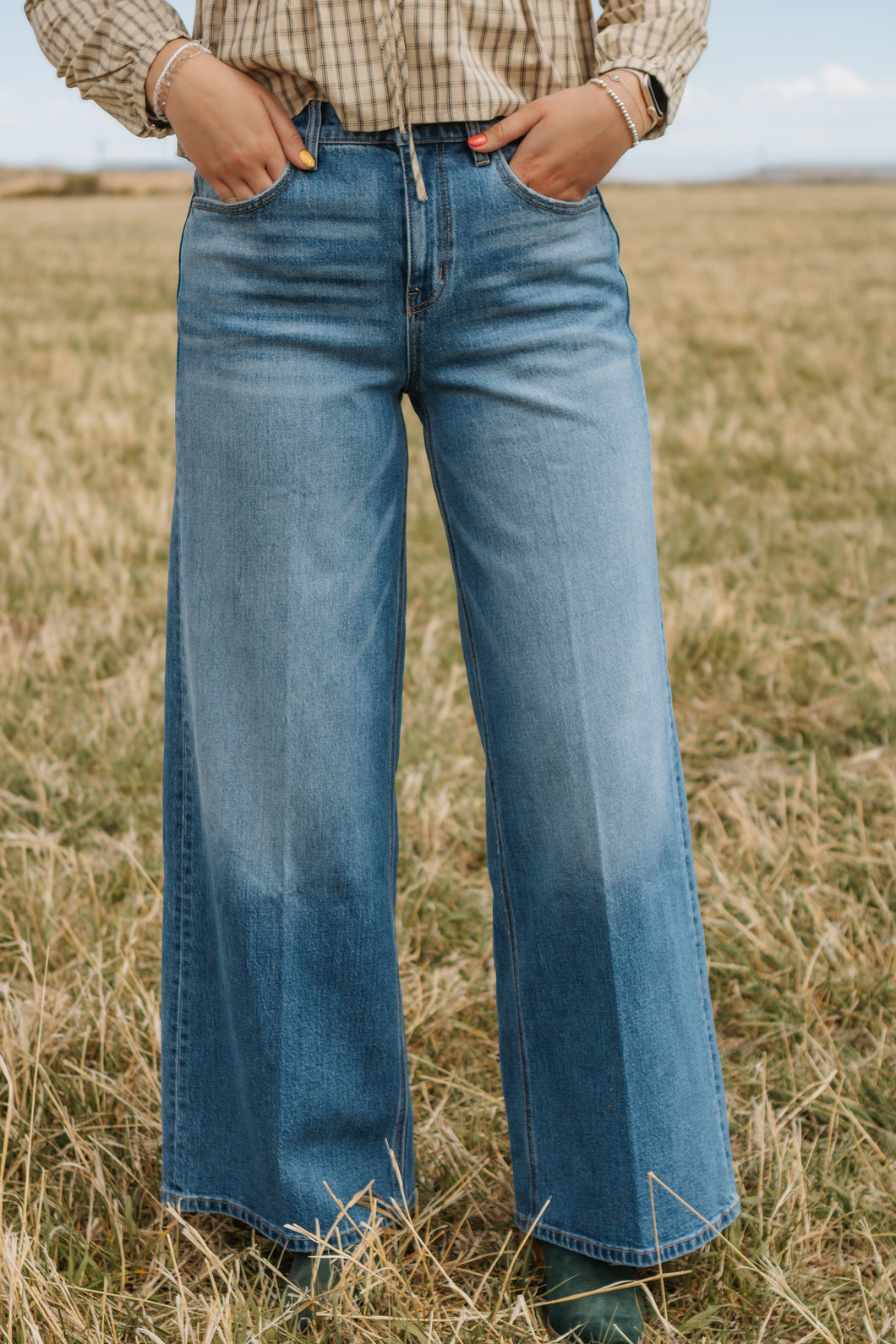 The Annyston Ariat Ultra High Rise Wide leg jean