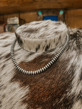 Load image into Gallery viewer, 5MM 16&quot; Navajo Pearl necklace
