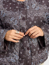 Load image into Gallery viewer, Quilted Paisley Print Boxy Jacket
