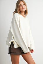 Load image into Gallery viewer, Womens Ivory Sweater

