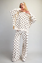Load image into Gallery viewer, oatmeal polka dot top
