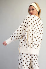 Load image into Gallery viewer, oatmeal polka dot top
