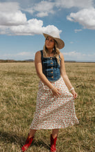 Load image into Gallery viewer, Ariat Cate red boot
