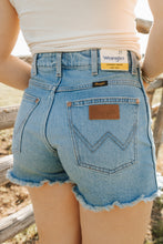 Load image into Gallery viewer, Wrangler Riyah Cowboy Shorts
