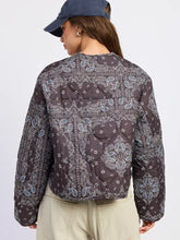 Load image into Gallery viewer, Quilted Paisley Print Boxy Jacket
