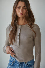 Load image into Gallery viewer, Studio Henley Ribbed Long Sleeve
