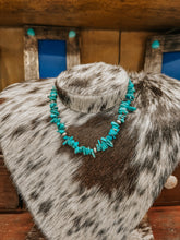 Load image into Gallery viewer, Genuine Chip Turquoise 18&quot; Necklace
