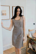 Load image into Gallery viewer, the posey dress in toffee
