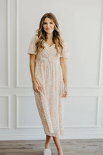 Load image into Gallery viewer, The Sunday In Seashell Coral Dress
