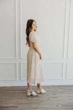 Load image into Gallery viewer, The Sunday In Seashell Coral Dress
