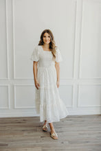 Load image into Gallery viewer, The Sherelle In Champagne
