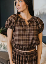 Load image into Gallery viewer, Gathered Hem Top in Winter Hearth Plaid
