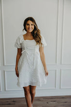 Load image into Gallery viewer, The Saylor Dress
