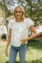Load image into Gallery viewer, WOVEN CRINKLE TOP IN OFF WHITE

