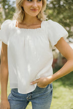 Load image into Gallery viewer, WOVEN CRINKLE TOP IN OFF WHITE
