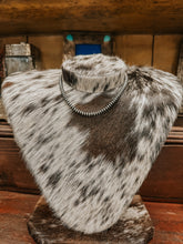 Load image into Gallery viewer, 5MM 16&quot; Navajo Pearl necklace
