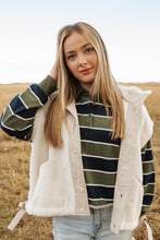 Load image into Gallery viewer, Sand sherpa Snap Vest W/ Tie Detail
