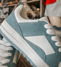Load image into Gallery viewer, Blue Demin Shoes
