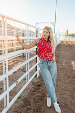 Load image into Gallery viewer, Wrangler Western Snap Bandanna Top Red

