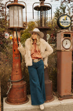 Load image into Gallery viewer, Wrangler X Lainey Wilson High Rise Wide Leg Jeans
