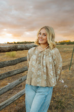 Load image into Gallery viewer, Flower Embroidery Pin Tuck Swing Blouse
