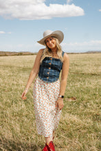 Load image into Gallery viewer, Wrangler Lainey Wilson Denim Vest
