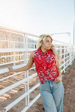 Load image into Gallery viewer, Wrangler Western Snap Bandanna Top Red
