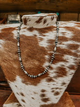 Load image into Gallery viewer, 22&quot; Torpedo Beaded necklace
