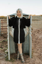 Load image into Gallery viewer, Wrangler Western Women&#39;s Snap Dress with Tie
