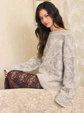 Load image into Gallery viewer, Heathred Geometric Print Raw Edge Sweater
