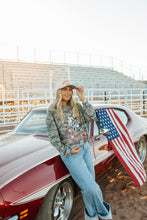 Load image into Gallery viewer, Women's Retro camo Western Collage Pullover
