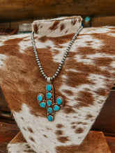 Load image into Gallery viewer, Genuine 5mm-20&quot; Navajo Necklace W/ Turquoise Cactus Pendant

