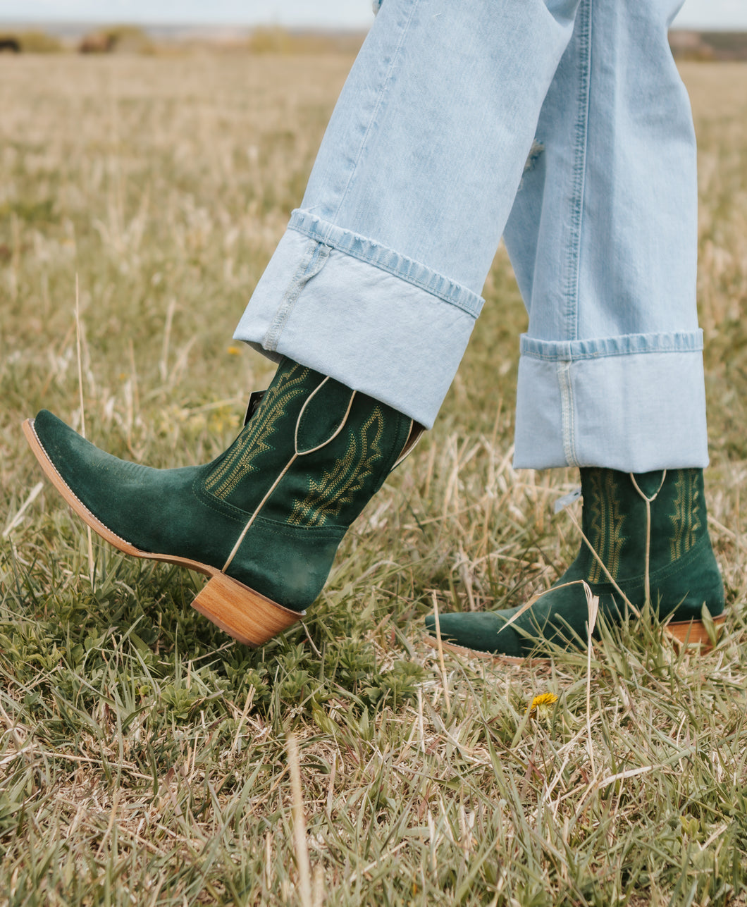 Women's Lea Emerald Suede Tony Lama Booties