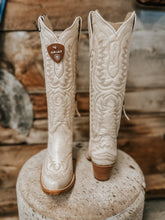 Load image into Gallery viewer, Ariat Casanova White Boot
