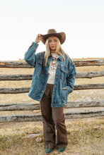 Load image into Gallery viewer, Women&#39;s Wrangler Oversized Mega Trucker Jacket
