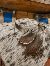 Load image into Gallery viewer, Real Genuine Navajo and Gold 16&quot; Necklace
