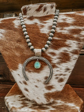 Load image into Gallery viewer, Genuine 10mm-22&quot; Navajo Necklace W/ Pendant
