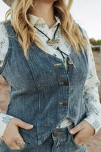 Load image into Gallery viewer, Wrangler chenille vest
