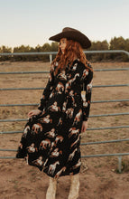 Load image into Gallery viewer, HORSE PRINT DRESS

