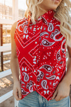 Load image into Gallery viewer, Wrangler Western Snap Bandanna Top Red
