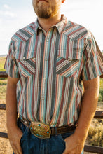 Load image into Gallery viewer, Men&#39;s Ariat Haven Retro SS Snap Shirt
