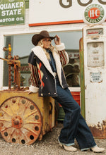 Load image into Gallery viewer, Lainey Wilson Wrangler Fleece Oversized Coat
