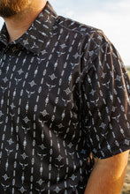 Load image into Gallery viewer, Men&#39;s Wrangler Black Longhorn Polo
