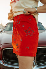 Load image into Gallery viewer, Microsuede studded star red skirt
