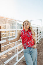 Load image into Gallery viewer, Wrangler Western Snap Bandanna Top Red
