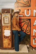 Load image into Gallery viewer, Fringe Suede Jacket
