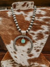 Load image into Gallery viewer, Genuine 10mm-22&quot; Navajo Necklace W/ Pendant
