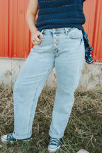 Load image into Gallery viewer, Judy Blue Marlow Arc Leg with removable Bandana
